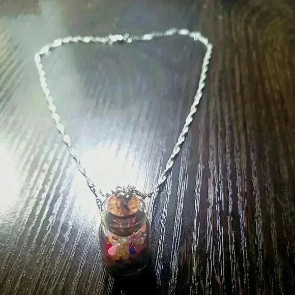 Candy jar necklace - Picture 3 of 5
